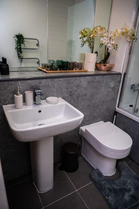 2 Bed Apt In Leeds City Centre Eksteriør billede