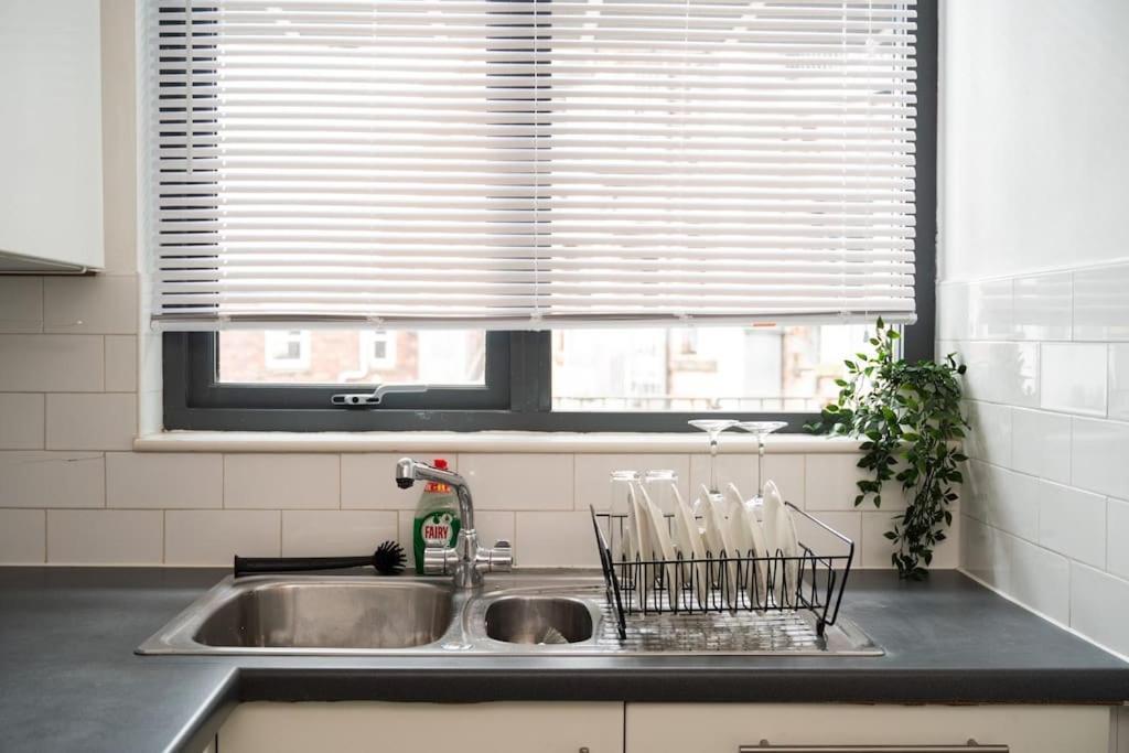 2 Bed Apt In Leeds City Centre Eksteriør billede